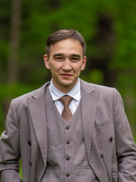 C.Еркебулан